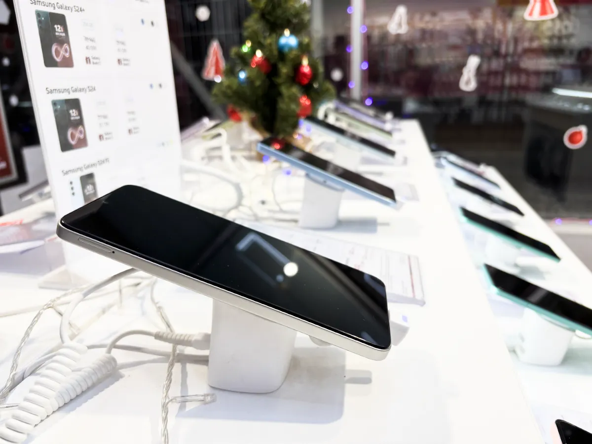 Galaxy S25 и гарнитура смешанной реальности: Samsung готовит для нас в 2025 году