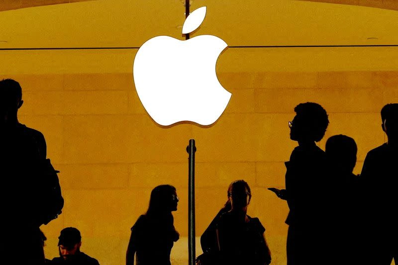 Что будет з Apple на фоне новых тарифов Трампа
