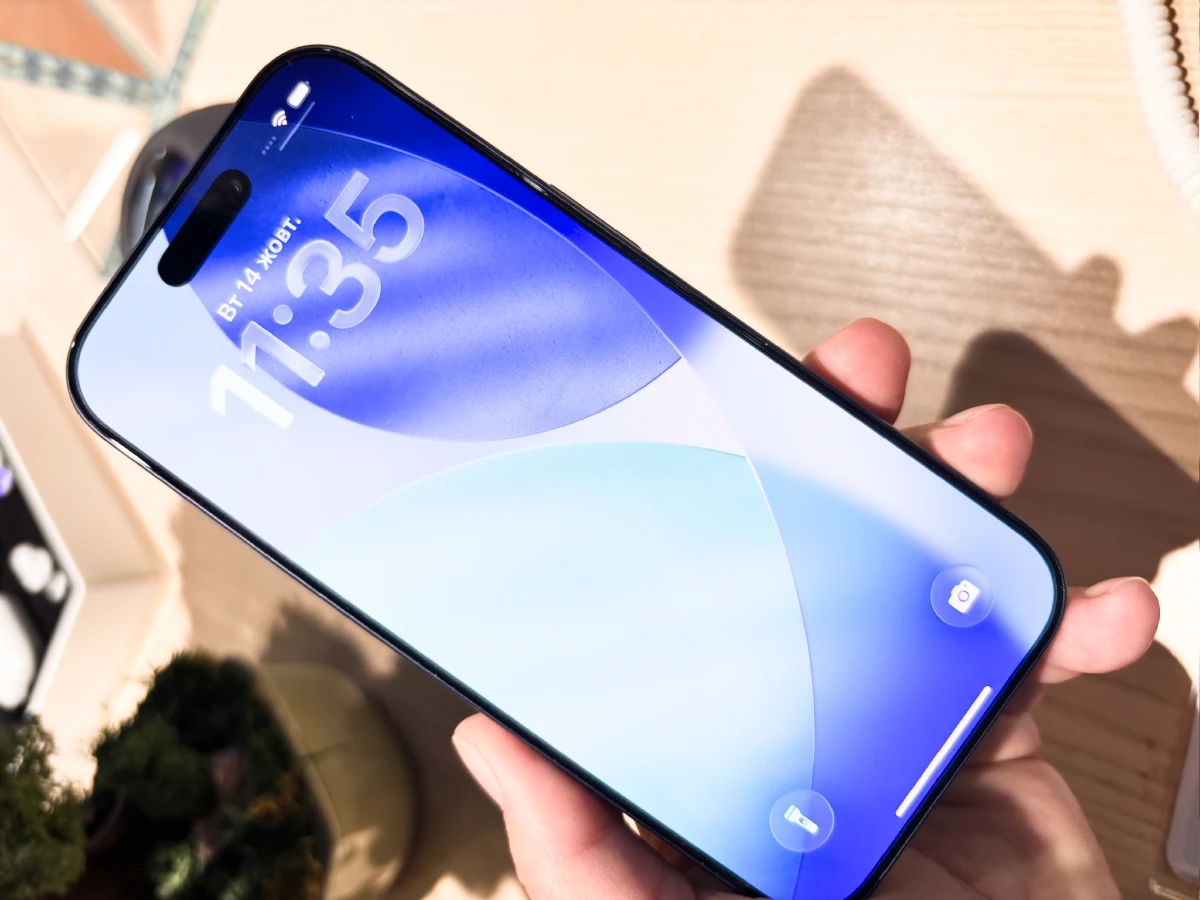 Apple різко скорочує виробництво iPhone Air — що сталося
