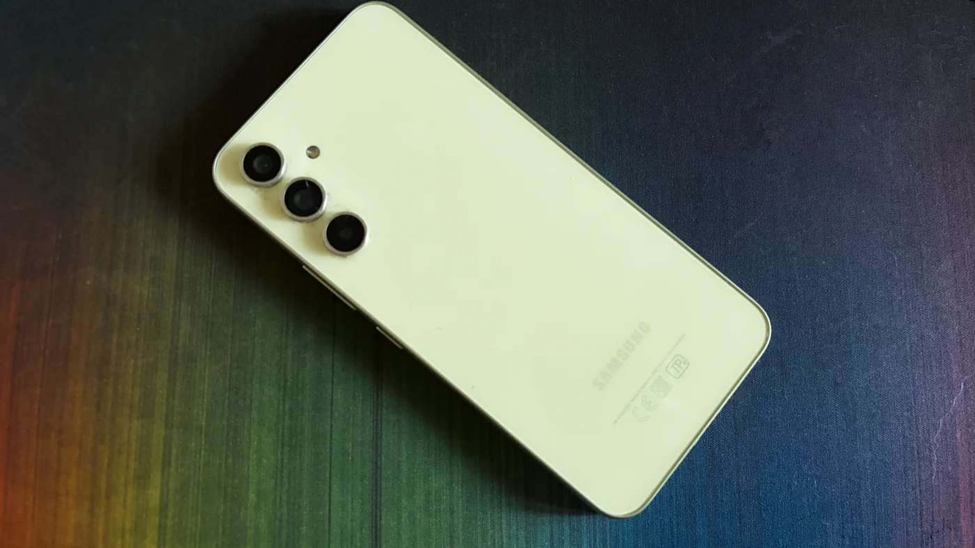 Samsung припиняє підтримку смартфонів через 4 роки: які моделі у зоні ризику